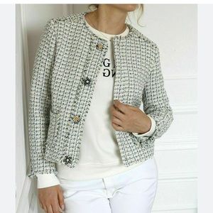Zara Basics Cream Tweed Style Blazer jewel  Flower Button